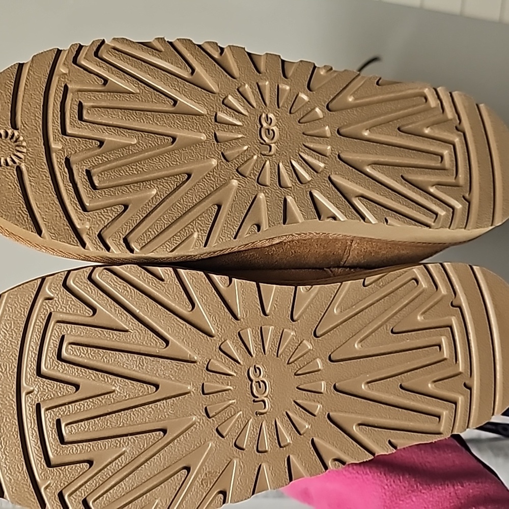 Ugg Boot - image 5